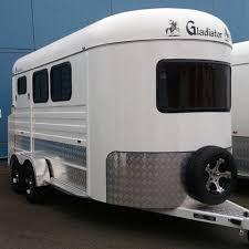 Customized 3 Horse <b>Float</b> Gooseneck Semi-trailer with Large Bed 4T Payload Double Axle Electric Brakes For Sale - Product Image 3