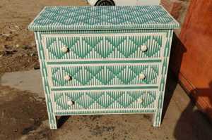 Meuble de chevet moderne à 3 tiroirs avec incrustation d'os floral faite à la main, meubles de salon et de chambre à coucher en nacre - Product Image 2