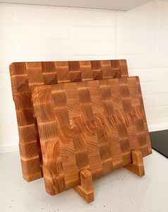 Tabla de cortar de madera ecológica con mango, ligera y perfecta para las necesidades de cocina moderna con queso de acero inoxidable - Product Image 2