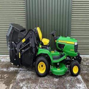 Venta al por Mayor de Tractores Cortacésped John Deere X950R Diésel, Cortacéspedes Inalámbricos de 48V con Motor de 173cc para Cuidado del Césped - Product Image 1