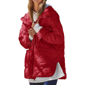 Nuevo diseño personalizado Chaquetas de mujer Abrigo acolchado de invierno Chaquetas acolchadas para mujer Tamaño personalizado Colores y logotipo - Product Image 1