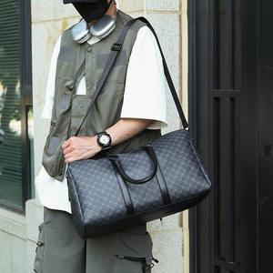 Sac de voyage classique en cuir noir grande capacité pour homme, en tissu Oxford, avec fermeture éclair, motif géométrique, idéal pour les voyages d'affaires et le sport - Product Image 3