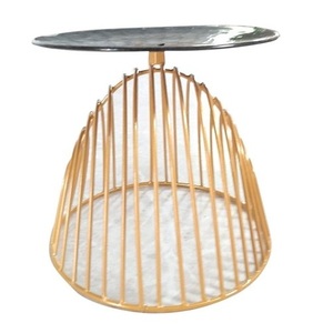 แท่นวางเค้กโลหะสำหรับตกแต่งโต๊ะที่เสิร์ฟเค้กผลไม้ดีไซน์แบบแฮนด์เมด - Product Image 1