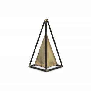 Sculpture de table en métal pyramide moderne, objet de table artistique, accent décoratif contemporain pour bureau ou salon, en provenance d'Inde - Product Image 3