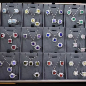 LAVINA Anillo de Zirconia cúbica amarilla de corte radiante de Plata de Ley 925 de lujo para mujer - Product Image 1