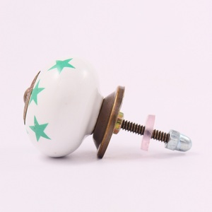 Kak — boutons de meuble en céramique blanche, faits à la main, de qualité supérieure, pour commode, armoire de cuisine, poignées de porte - Product Image 2