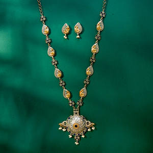 Vente en gros de la vente la plus chaude de collier long oxydé avec placage à deux tons en Inde - Product Image 1