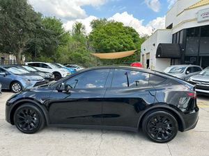 2021 Tesla modèle Y longue portée AWD entièrement optionné utilisé boîte de vitesses automatique sièges en cuir R18 pneus gauche sombre expédition prête - Product Image 4