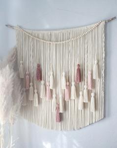 Tapiz de Macramé Grande para Decoración de Paredes de Dormitorio, Ofrece un Estilo Artístico Elegante y una Mejora Acogedora del Interior, Procedente de la India - Product Image 1