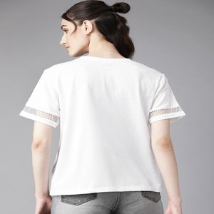 महिलाओं के लिए ठोस रंग गोल गर्दन टी-शर्ट, फीता विस्तार के साथ छोटी आस्तीन स्पैन्डेक्स सामग्री टासल सजावट - Product Image 6