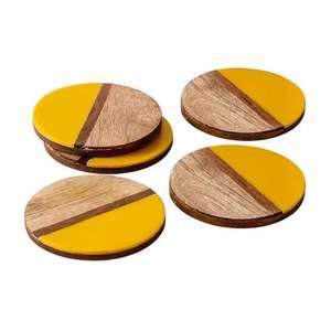 Dessous de verre rond et carré en résine époxy au design moderne Décoration de table en bois Dessous de verre jaune et jaune - Product Image 1