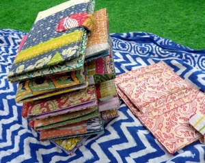 Handmade Kantha Passportผู้ถือกระเป๋าสตางค์ผ้าฝ้ายกระเป๋าสตางค์วินเทจสารพันกระเป๋าสตางค์ชาติพันธุ์กระเป๋าสตางค์ผู้หญิง - Product Image 3