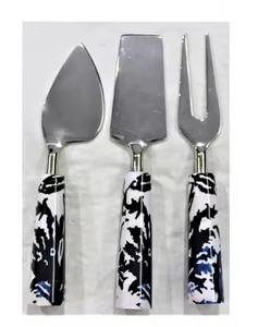 Set de couteaux à fromage de table décoratifs pour mariage Set à fromage en acier inoxydable argenté avec manche rond en aluminium noir - Product Image 5