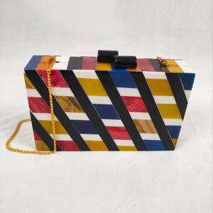 Sac à main en résine imperméable vintage bohème tendance avec chaînes pour femmes, pour les fêtes et les mariages, vente en gros en provenance d'Inde, pochette pour femmes - Product Image 1