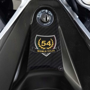 Adesivo Protettivo 3D Personalizzato per la Zona Chiave di Accensione per Aprilia RS 457 2024, Decalcomania per Serbatoio - Product Image 1