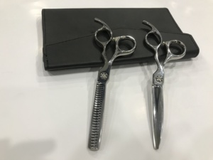 Ciseaux de coiffure professionnelle, avec vis à billes, pour professionnels - Product Image 1