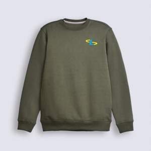 เสื้อสเวตเชิ้ตคอกลมผู้หญิงแบบ OEM พิมพ์ลายทั่วตัว ลายป่า สไตล์สตรีทแวร์ ผ้าฟลีซ - Product Image 2