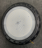 UFO de puissance d'éclairage industriel d'entrepôt d'usine de lumens élevés a mené la lumière élevée de baie 100w 150w 200w 240w