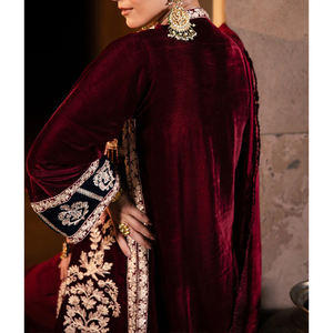 Vestido de Terciopelo de Lujo, Elegante, Superventas, Nueva Llegada, Más Popular, en Grandes Cantidades, para Fiestas Nupciales, Ropa de Invierno a la Moda, Reversible - Product Image 3