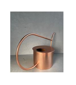 Arrosoir en métal écologique pour l'entretien durable des jardins, intérieur et extérieur, produit d'arrosage rustique et fiable - Product Image 4