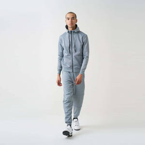 Ensemble de jogging en molleton technique gris pour homme, survêtement haute performance pour l'entraînement physique, tenues décontractées et vêtements de voyage confortables - Product Image 3