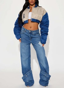 OEM personalizado Chenille bordado invierno grueso de las mujeres de béisbol Varsity Bomber chaqueta de satén 2025 dos tonos Crop Satin Varsity chaqueta - Product Image 4