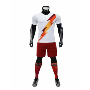 ผู้ชายคุณภาพสูงการออกแบบระเหิดที่กําหนดเองฟุตบอลสวมเสื้อฟุตบอลคลับกีฬาสวมใส่ชุดฟุตบอลทีมชุดฟุตบอล - Product Image 3