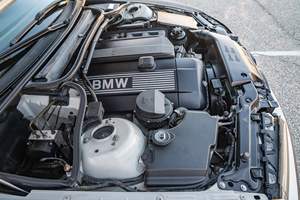 BMW 325xi Sedán 2004 Usado, Inspeccionado, Transmisión Manual de 5 Velocidades, Motor de 6 Cilindros, Tracción en las Cuatro Ruedas, Sin Modificar - Product Image 5