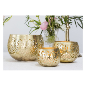 Éclairez votre maison avec des supports de lumière de thé jaune personnalisables parfaits pour les cadeaux de Noël et la décoration avec support en métal - Product Image 5