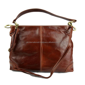 Sac à main à bandoulière de luxe pour femmes, meilleure qualité, sac à main de luxe pour femmes, fabriqué en italie, en cuir marron avec des accessoires en métal solide - Product Image 1