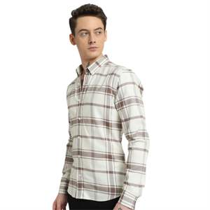 Camisa a cuadros de algodón 100% de moda para hombre, cómoda, transpirable, abotonada con un diseño de cuadros clásico, Perfecta para negocios - Product Image 3