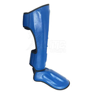 Protège-tibias avancés avec maille respirante, ajustement durable et protection maximale pour les adultes jouant en compétition - Product Image 3