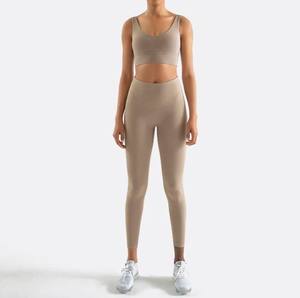 Venta al por mayor Yoga Sport Set para las mujeres y gimnasio Leggings de cintura alta Fitness Ropa Gimnasio Running Yoga Set - Product Image 5