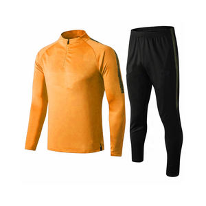 Traje de entrenamiento de fútbol para hombre más vendido Logotipo personalizado Diseño de invierno único Ropa de calle con excelente precio - Product Image 6