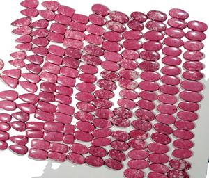 Par de thulita Rosa semipreciosa superventas, cabujón de piedras preciosas sueltas, cabujón de piedras preciosas sueltas lisas naturales a granel - Product Image 2
