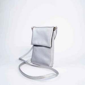 Mochila de cuero para mujer con cierre de cremallera personalizable de gran capacidad con almacenamiento de logotipo y maquillaje - Product Image 3