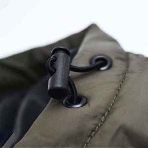 Chaqueta de Invierno de Diseño Ligera y de Lujo, Chaqueta Acolchada con Logotipo Frontal para Hombre - Product Image 5