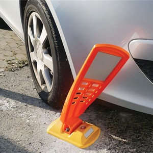 Bouton de séparation de voies 60x26x16 cm avec signalisation d'avertissement routier - Product Image 4