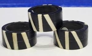 กระดาษเช็ดปากทำจากไม้สำหรับรับประทานอาหารเนื้อดีขอบเรียบผิวมันวาวสไตล์อเมริกันสีธรรมชาติสำหรับการนำเสนอบนโต๊ะอาหารอย่างมีสไตล์ - Product Image 3