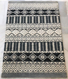 Tapis en laine noué à la main de conception traditionnelle moderne directement de l'usine pour le salon et de multiples utilisations intérieures - Product Image 1