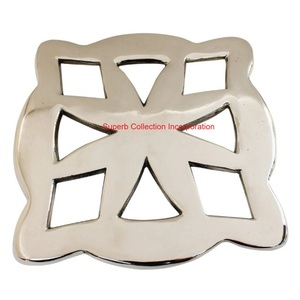 กระติกน้ำร้อนอลูมิเนียมเคลือบเงาทรงสี่เหลี่ยมพร้อมดีไซน์กันแดดสำหรับตกแต่งโต๊ะรับประทานอาหารและห้องครัวทันสมัย - Product Image 2