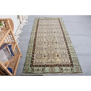 Alfombra de lana de retazos beige y verde tradicional vintage de 34x73 pies con respaldo de látex - Product Image 2