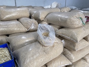 2025ใหม่การเพาะปลูกเม็ดมะม่วงหิมพานต์เกรดพรีเมี่ยมมาตรฐาน ISO 22000ได้รับการรับรองแหล่งกำเนิดจากเวียดนามราคาถูกจากบริษัท agrikim WW320 SP - Product Image 4