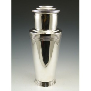 Coctelera de metal resistente para mezclar whisky ron vodka y Ginebra con colador incorporado - Product Image 5