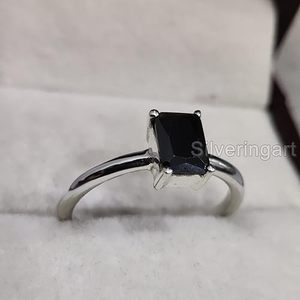 แหวนผู้หญิงพลอยออนิกซ์สีดำธรรมชาติ หินประจำเดือนธันวาคม แหวนแต่งงาน แหวนครบรอบแต่งงาน แหวนซ้อนกันได้ เครื่องประดับแหวนเงินแท้ 925 - Product Image 5