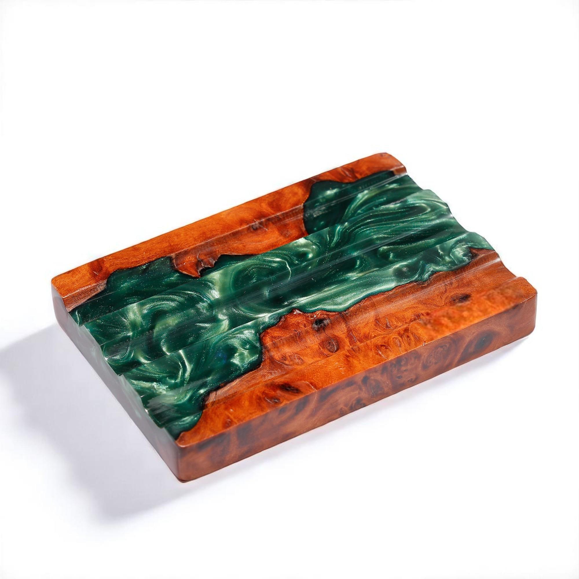 สีเขียว