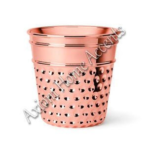 CUBO DE HIELO DE ACERO INOXIDABLE PULIDO ARTESANAL CON PARED MARTILLADA Y MANGO REDONDO PARA BAR Y USO DOMÉSTICO DE AXIOM HOME ACCENTS - Product Image 3