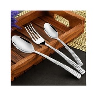 Ensemble de couverts de mariage contemporains de luxe en acier inoxydable 5 pièces, couleur et logo personnalisés pour les hôtels, les restaurants et l'usage domestique
