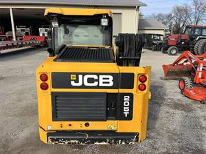 Cargadora Compacta JCB 205T Usada, con Motor Diésel Turboalimentado de Alta Eficiencia, en Venta - Product Image 6