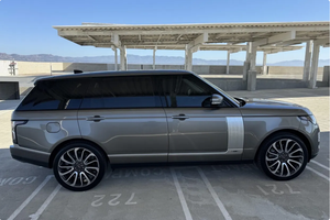 PRÊT À CONDUIRE - VÉHICULE D'OCCASION À VOLANT À GAUCHE |   FORD F-150 XL FP700 BRONZEEESS EDITION 2024, 1700 MILES, SUPERCHARGÉ - Product Image 2